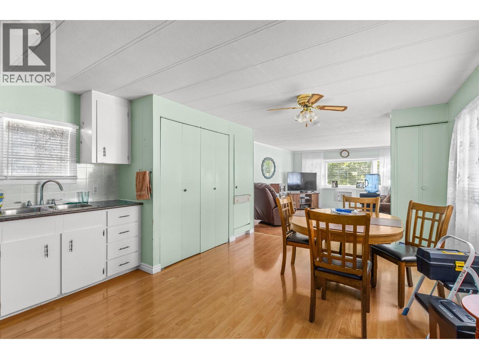 2500 97b Highway Unit# 170, Salmon Arm, British Columbia  V1E 1A6 - Photo 9 - 10399133