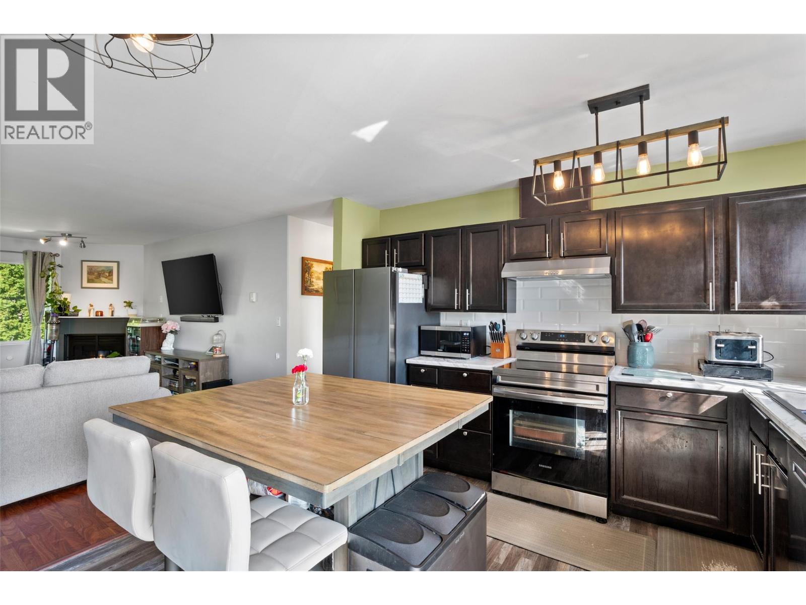 1876 Tranquille Road Unit# 4, Kamloops, British Columbia  V2B 3L8 - Photo 4 - 10399312