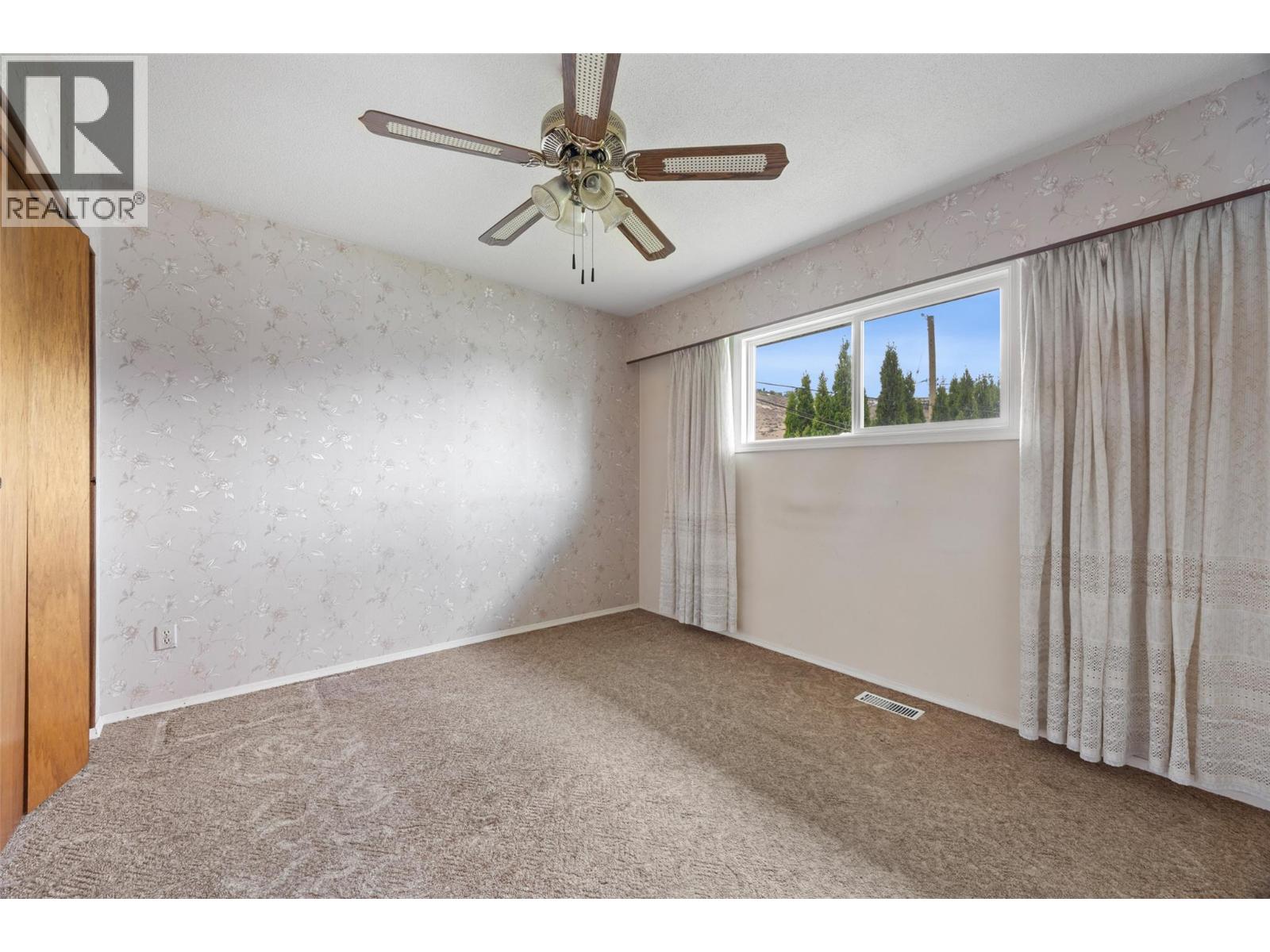 1281 Kimberley Crescent, Kamloops, British Columbia  V2B 3B8 - Photo 14 - 10397978