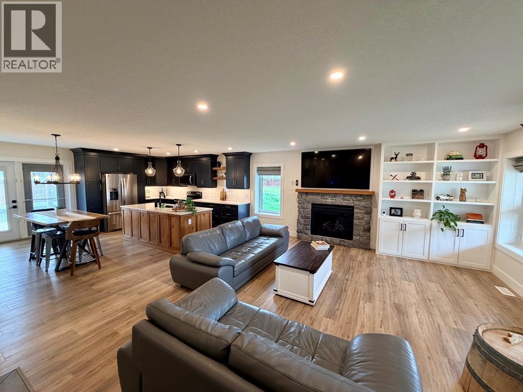 5308 49 Street, Pouce Coupe, British Columbia  V0C 2C0 - Photo 7 - 10399382
