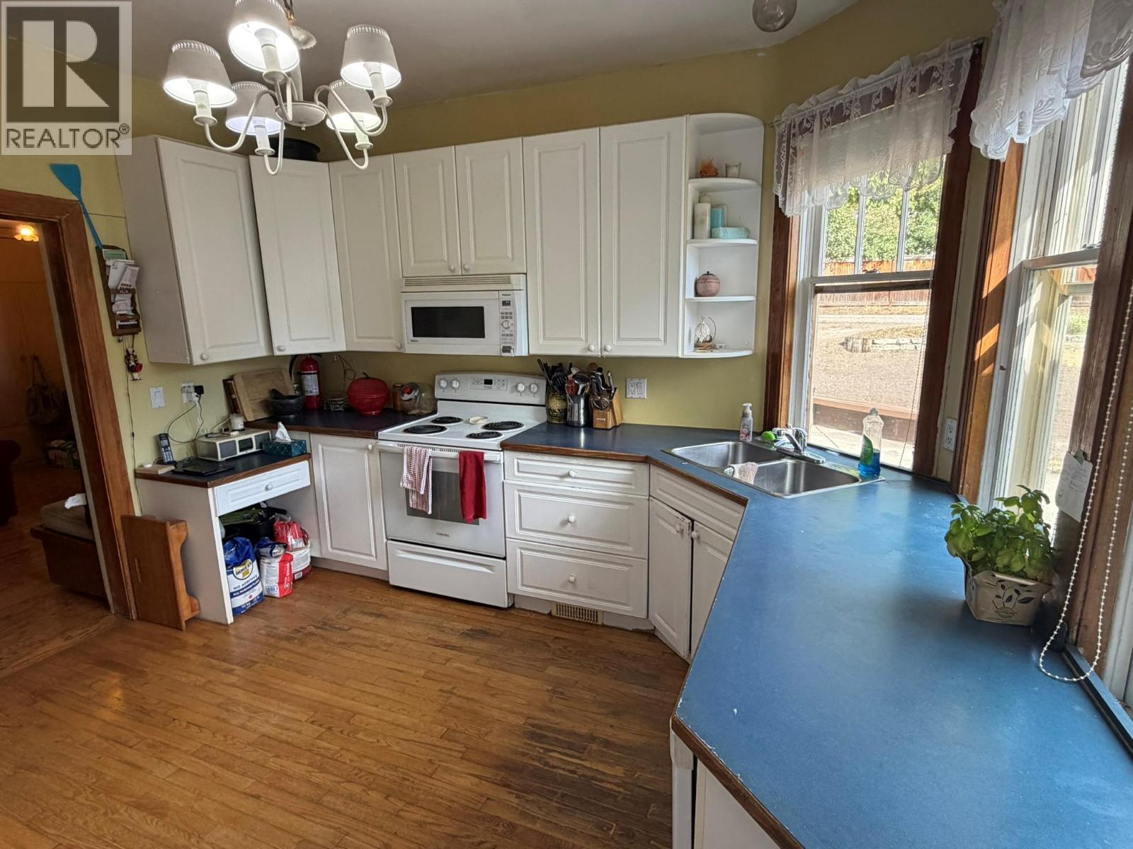 3201 19 Street, Vernon, British Columbia  V1T 4B6 - Photo 21 - 10399343
