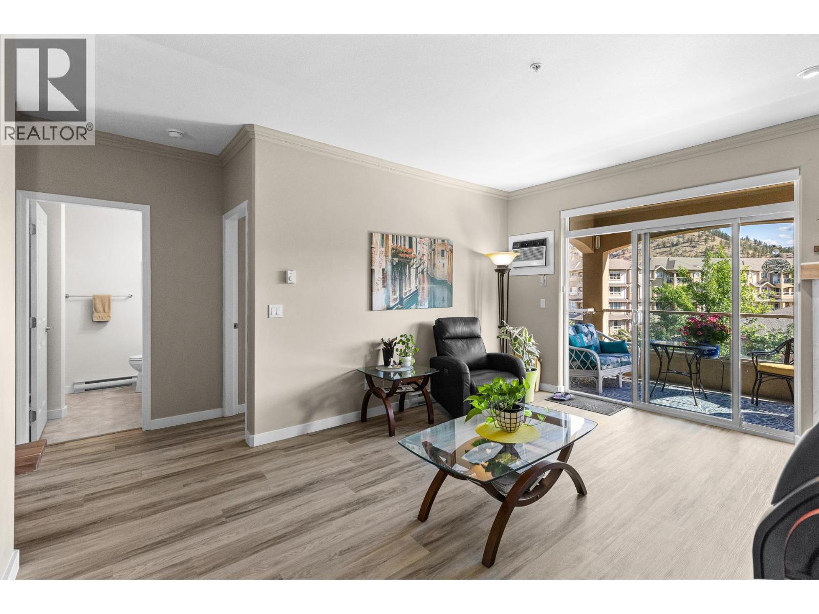 1960 Enterprise Way Unit# 305, Kelowna, British Columbia  V1Y 9S5 - Photo 6 - 10399314