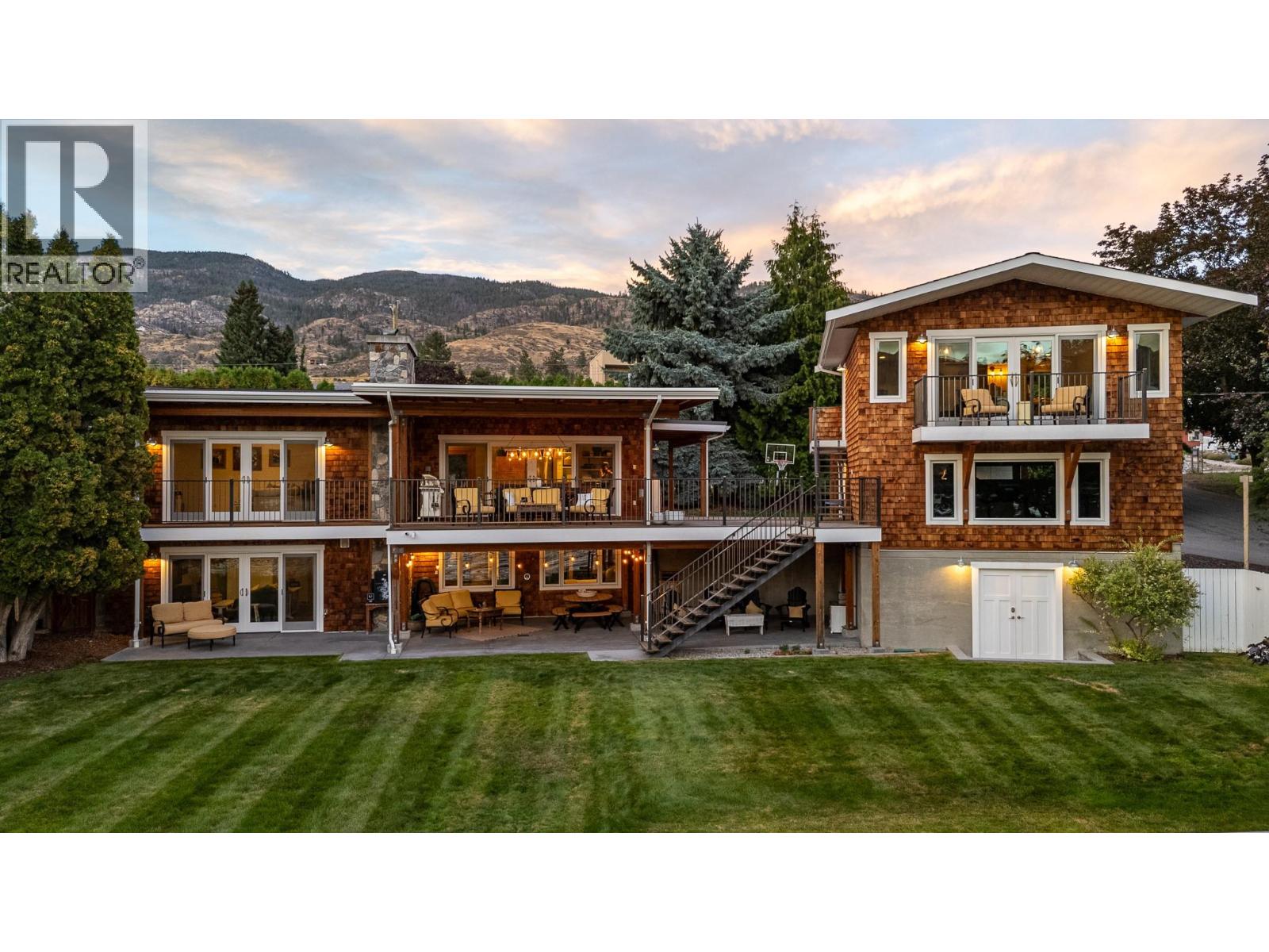 138 Devon Drive, Okanagan Falls, British Columbia  V0H 1R5 - Photo 2 - 10399144