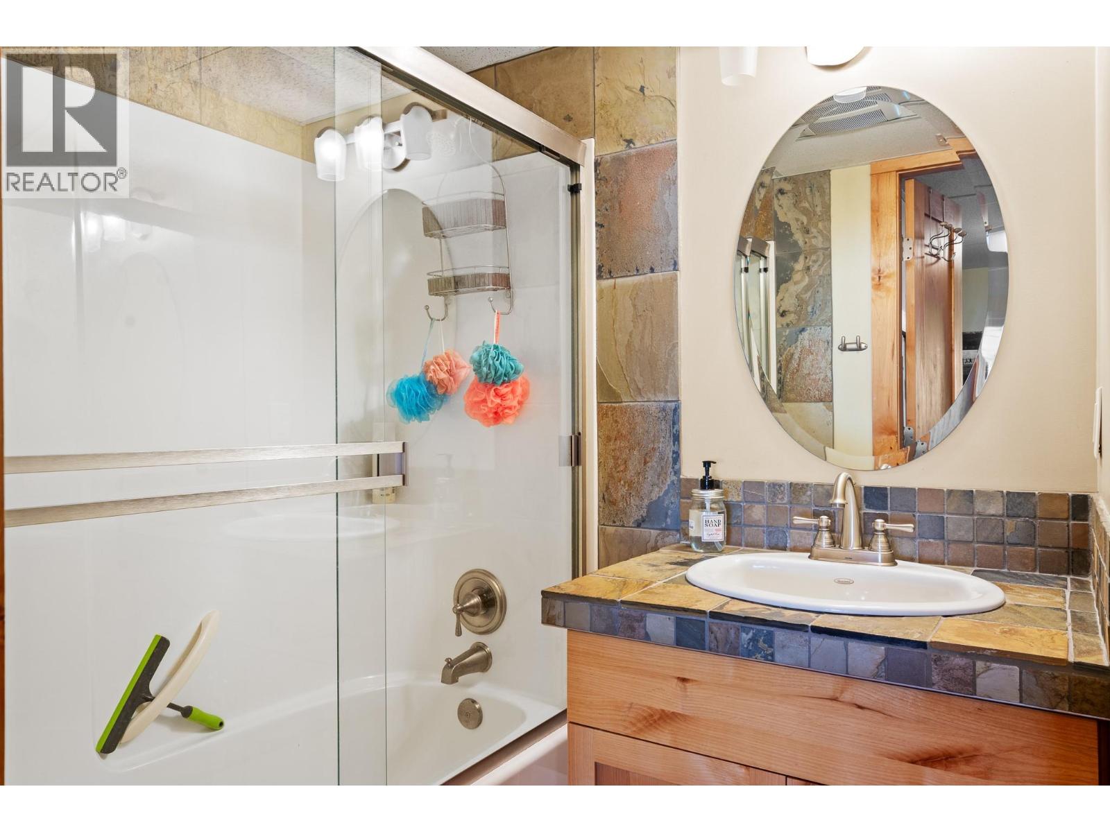 138 Devon Drive, Okanagan Falls, British Columbia  V0H 1R5 - Photo 48 - 10399144
