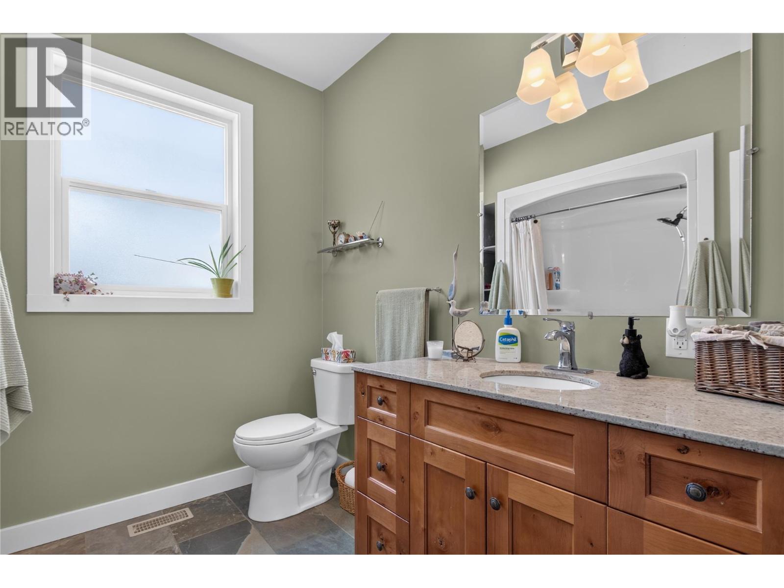 941 Willow Street, Okanagan Falls, British Columbia  V0H 1R0 - Photo 19 - 10399112