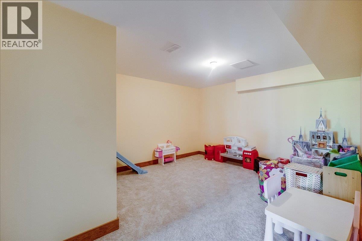 3213 Vindusky Road, Nelson, British Columbia  V1L 6X7 - Photo 38 - 10399320