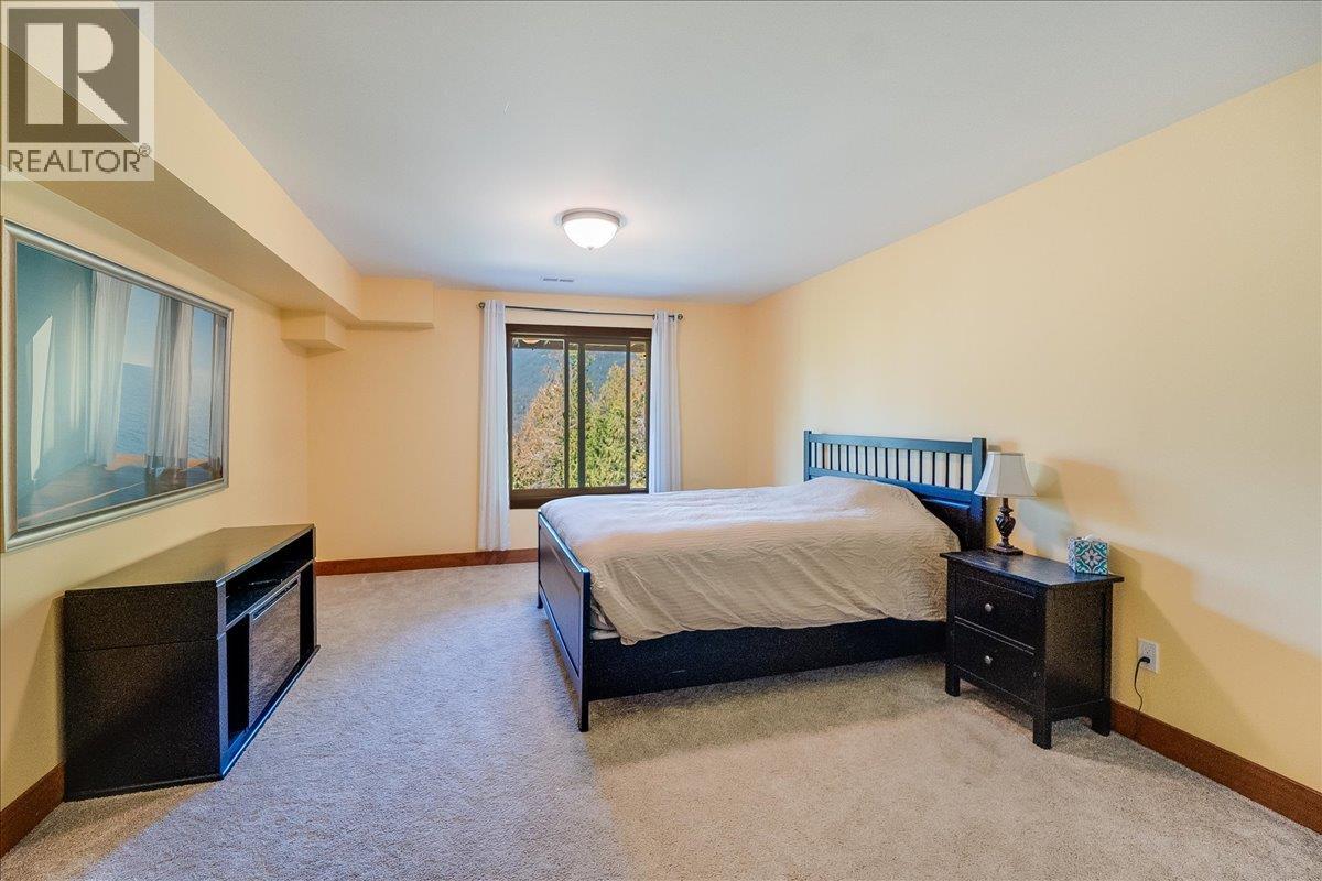 3213 Vindusky Road, Nelson, British Columbia  V1L 6X7 - Photo 39 - 10399320