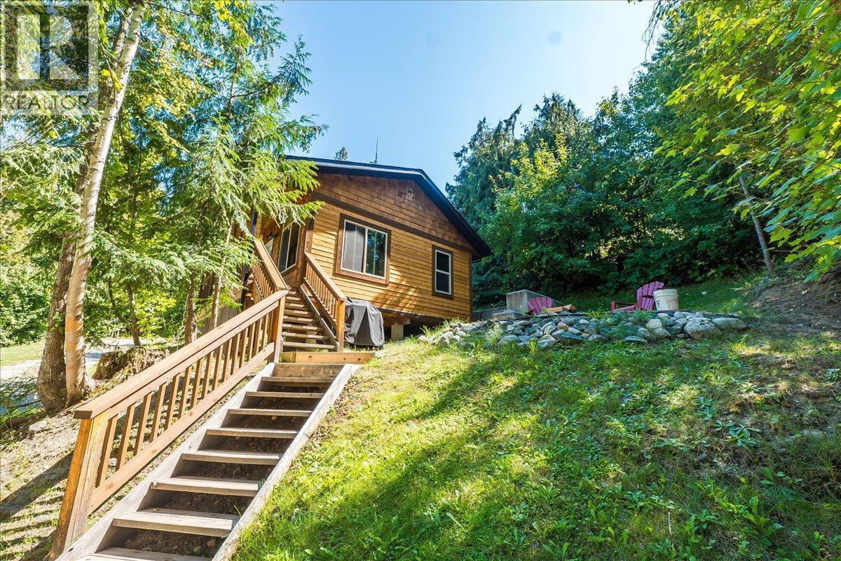3213 Vindusky Road, Nelson, British Columbia  V1L 6X7 - Photo 42 - 10399320