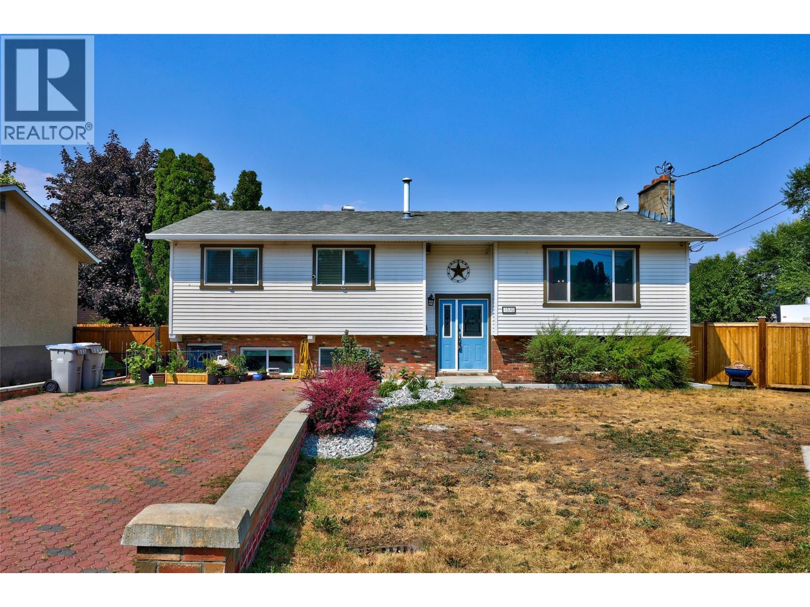 1570 Happyvale Place, Kamloops, British Columbia  V2B 7T9 - Photo 10 - 10399317