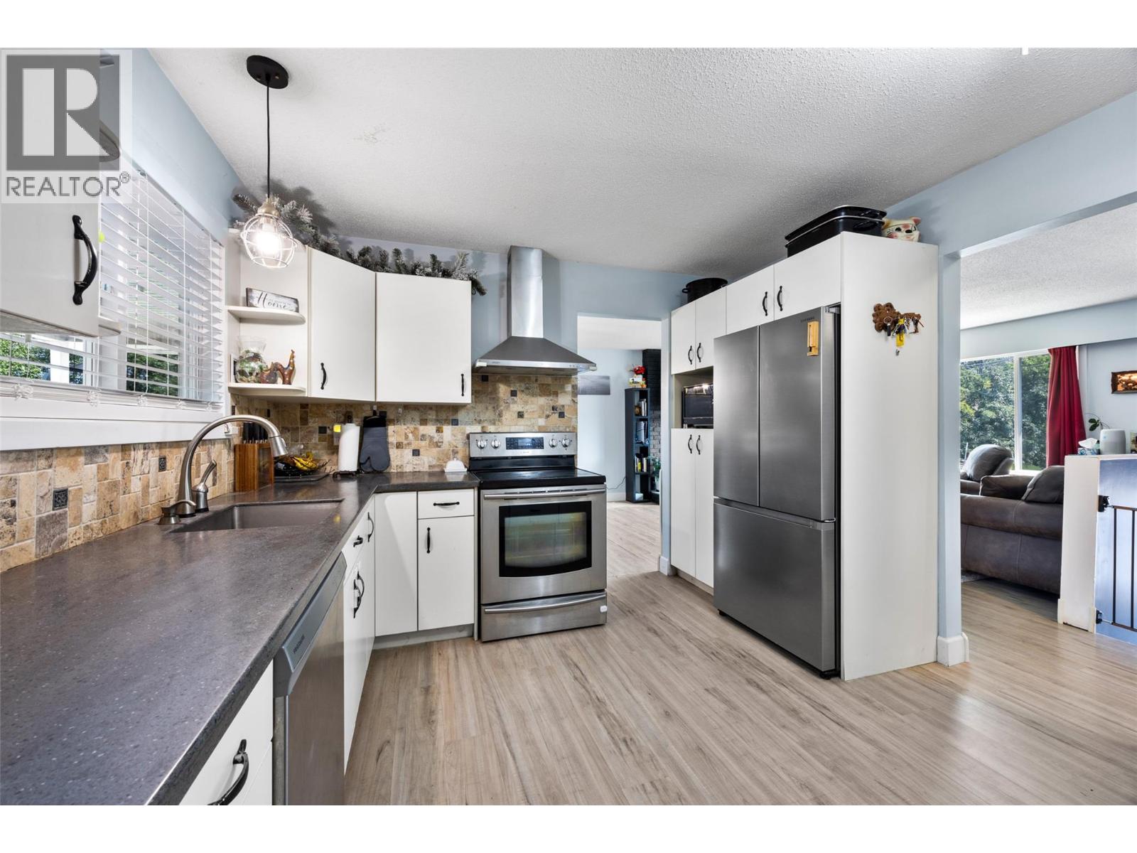 1570 Happyvale Place, Kamloops, British Columbia  V2B 7T9 - Photo 16 - 10399317