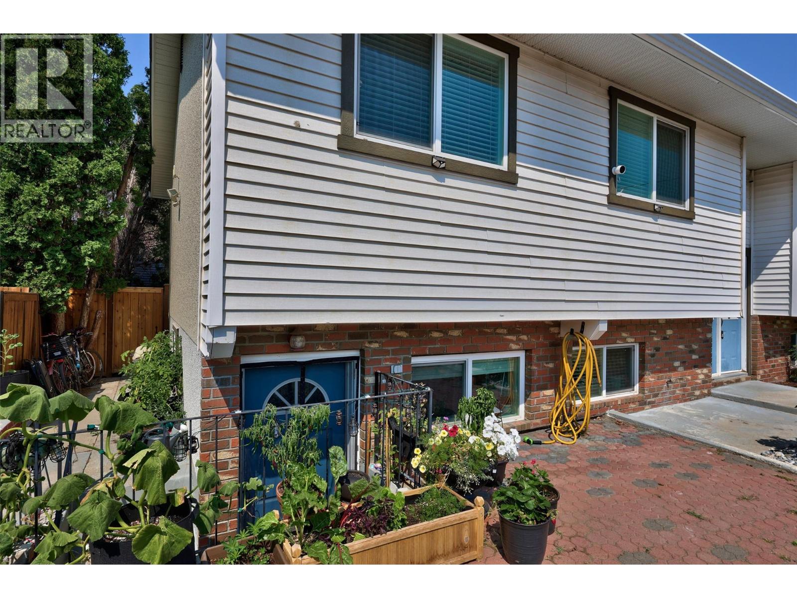 1570 Happyvale Place, Kamloops, British Columbia  V2B 7T9 - Photo 32 - 10399317