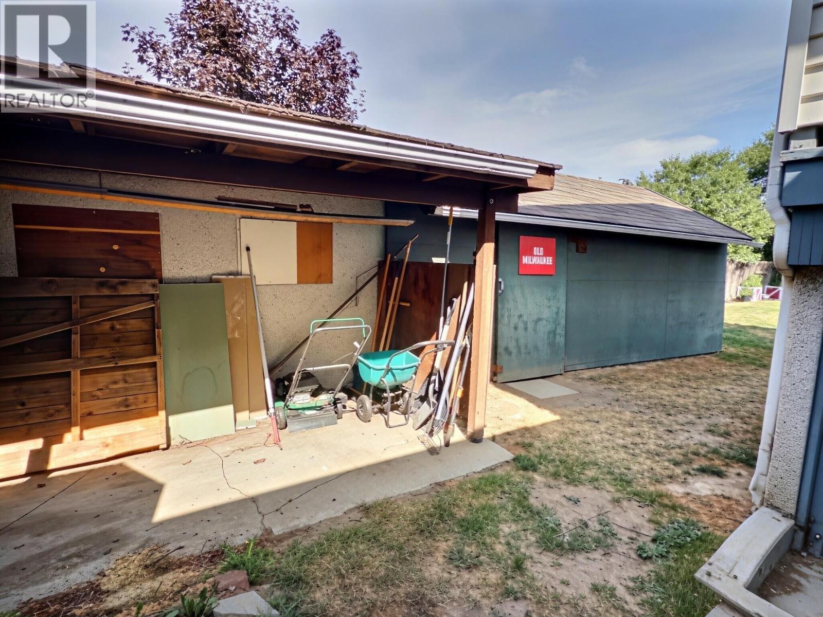 1570 Happyvale Place, Kamloops, British Columbia  V2B 7T9 - Photo 40 - 10399317