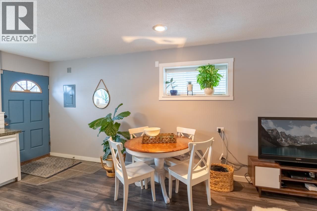 1570 Happyvale Place, Kamloops, British Columbia  V2B 7T9 - Photo 8 - 10399317