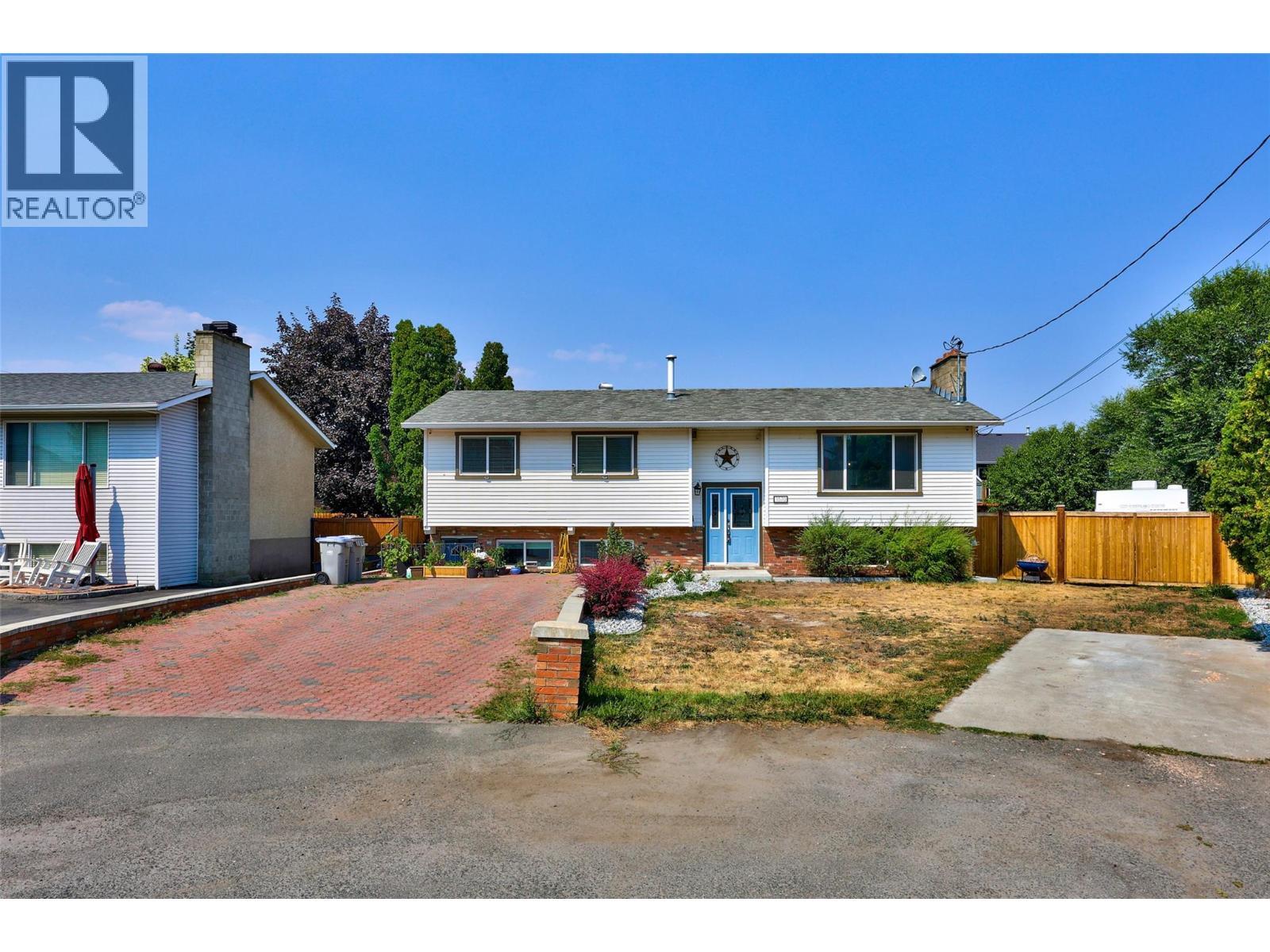 1570 Happyvale Place, Kamloops, British Columbia  V2B 7T9 - Photo 9 - 10399317