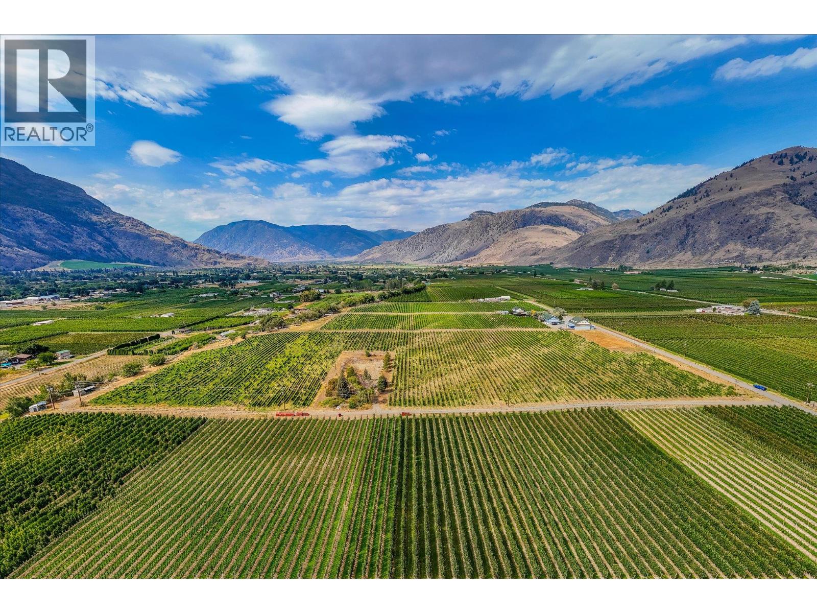 2025 Surprise Drive, Cawston, British Columbia  V0X 1C2 - Photo 2 - 10399008