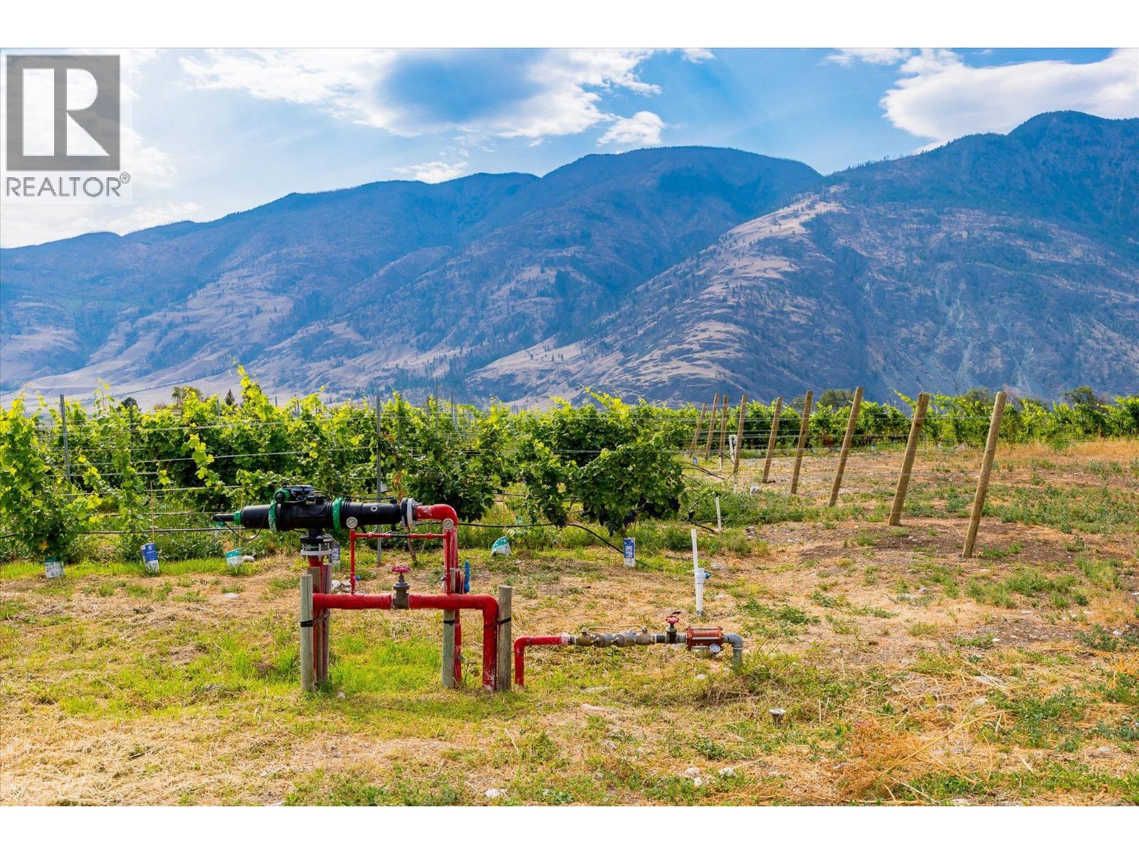 2025 Surprise Drive, Cawston, British Columbia  V0X 1C2 - Photo 5 - 10399008