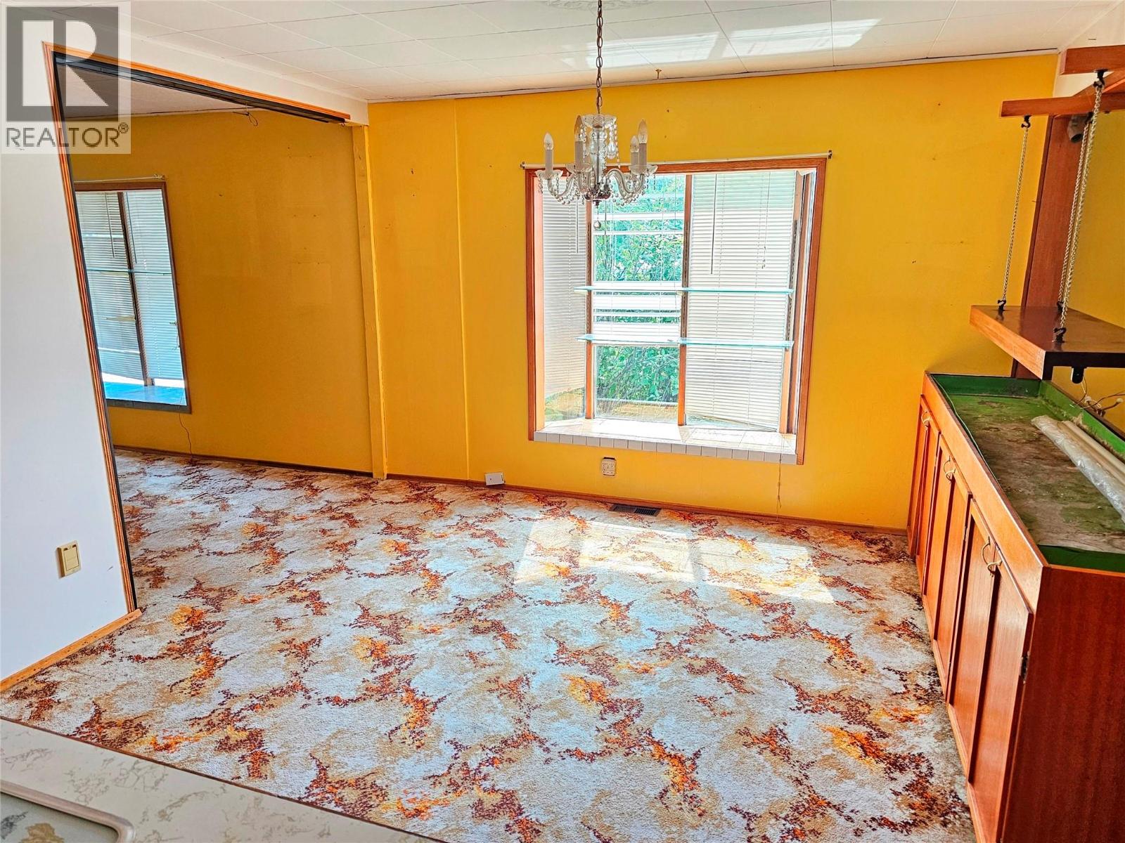 2716 4th Ave Avenue, Castlegar, British Columbia  V1N 2S2 - Photo 15 - 10399236