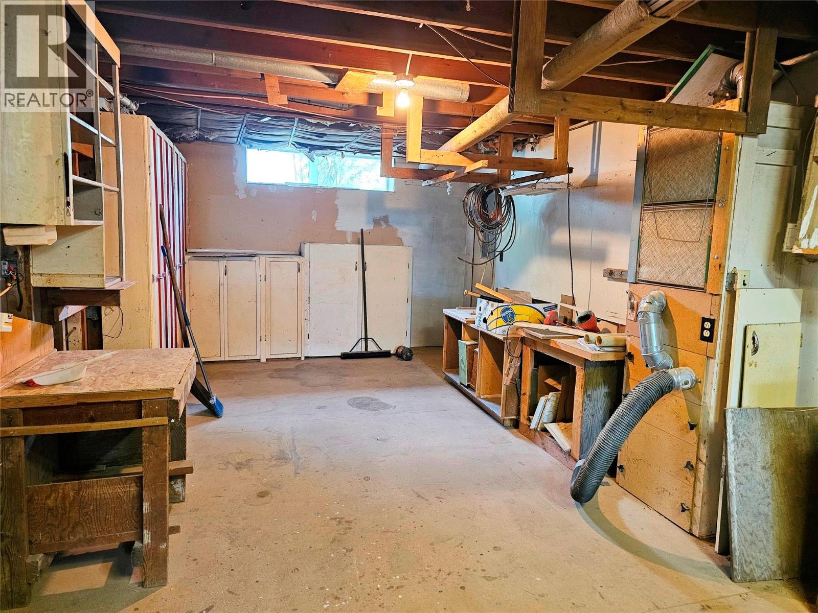 2716 4th Ave Avenue, Castlegar, British Columbia  V1N 2S2 - Photo 33 - 10399236