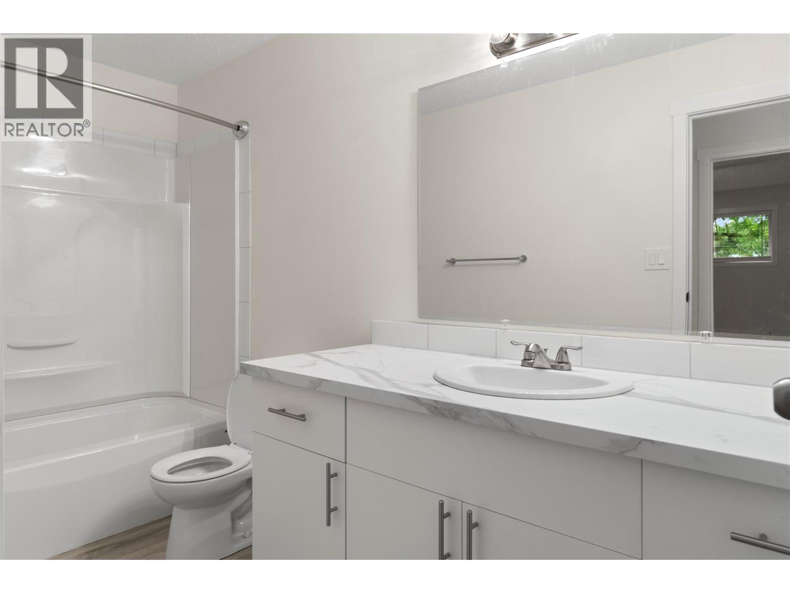 200 Gerstmar Road Unit# 11, Kelowna, British Columbia  V1X 4A7 - Photo 11 - 10399277