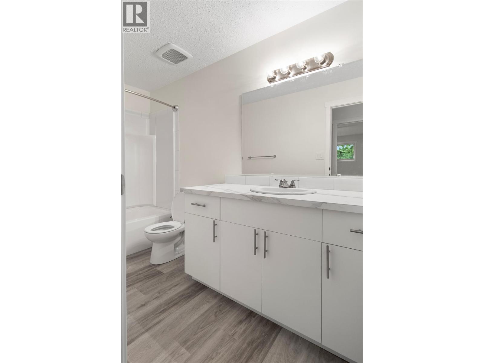 200 Gerstmar Road Unit# 11, Kelowna, British Columbia  V1X 4A7 - Photo 12 - 10399277