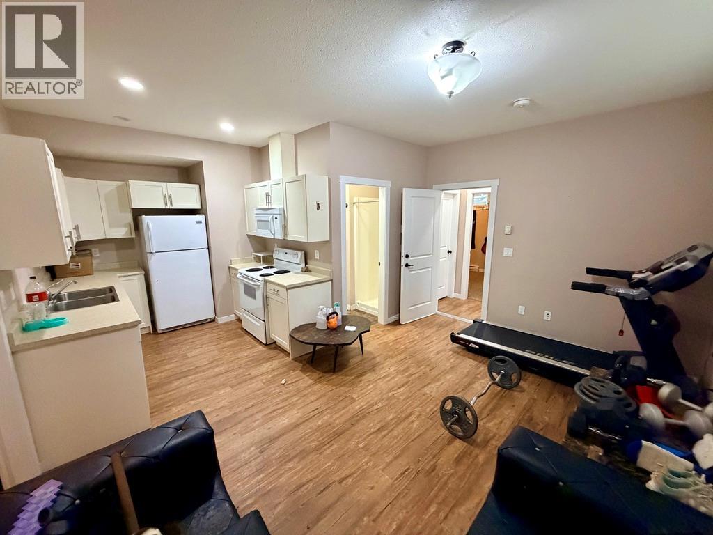8201 18 Street, Dawson Creek, British Columbia  V1G 0G4 - Photo 23 - 10399395