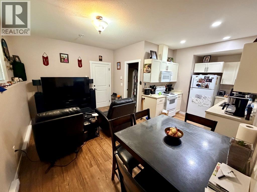 8201 18 Street, Dawson Creek, British Columbia  V1G 0G4 - Photo 5 - 10399395