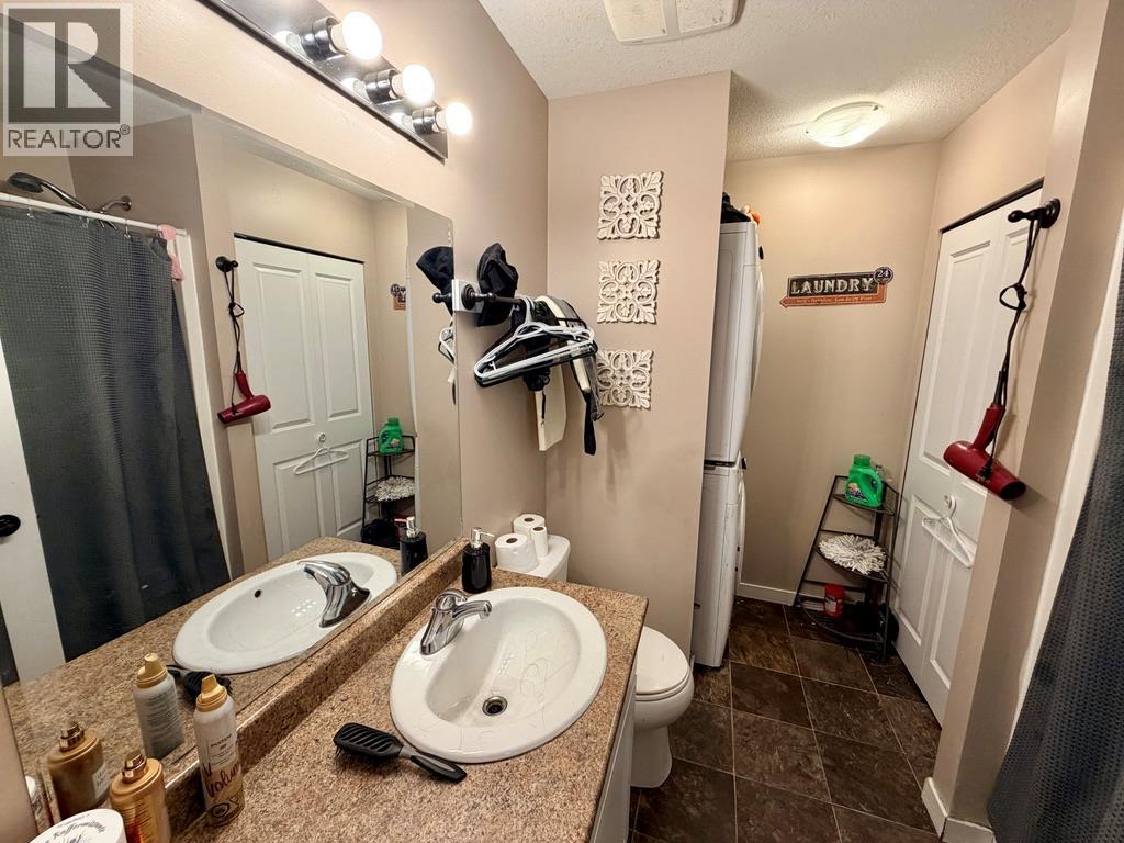 8201 18 Street, Dawson Creek, British Columbia  V1G 0G4 - Photo 8 - 10399395