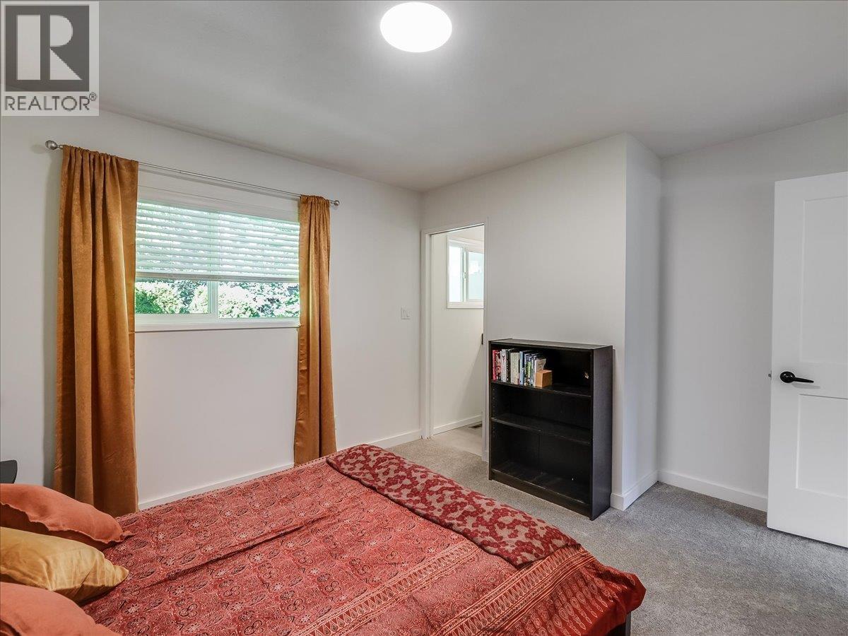324 Richards Street W, Nelson, British Columbia  V1L 6E8 - Photo 29 - 10399273