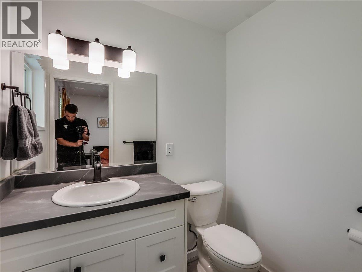 324 Richards Street W, Nelson, British Columbia  V1L 6E8 - Photo 31 - 10399273
