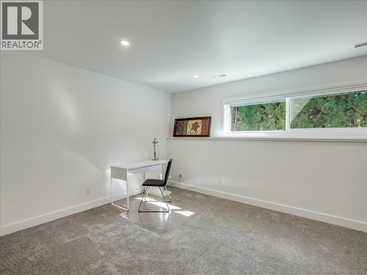 324 Richards Street W, Nelson, British Columbia  V1L 6E8 - Photo 38 - 10399273