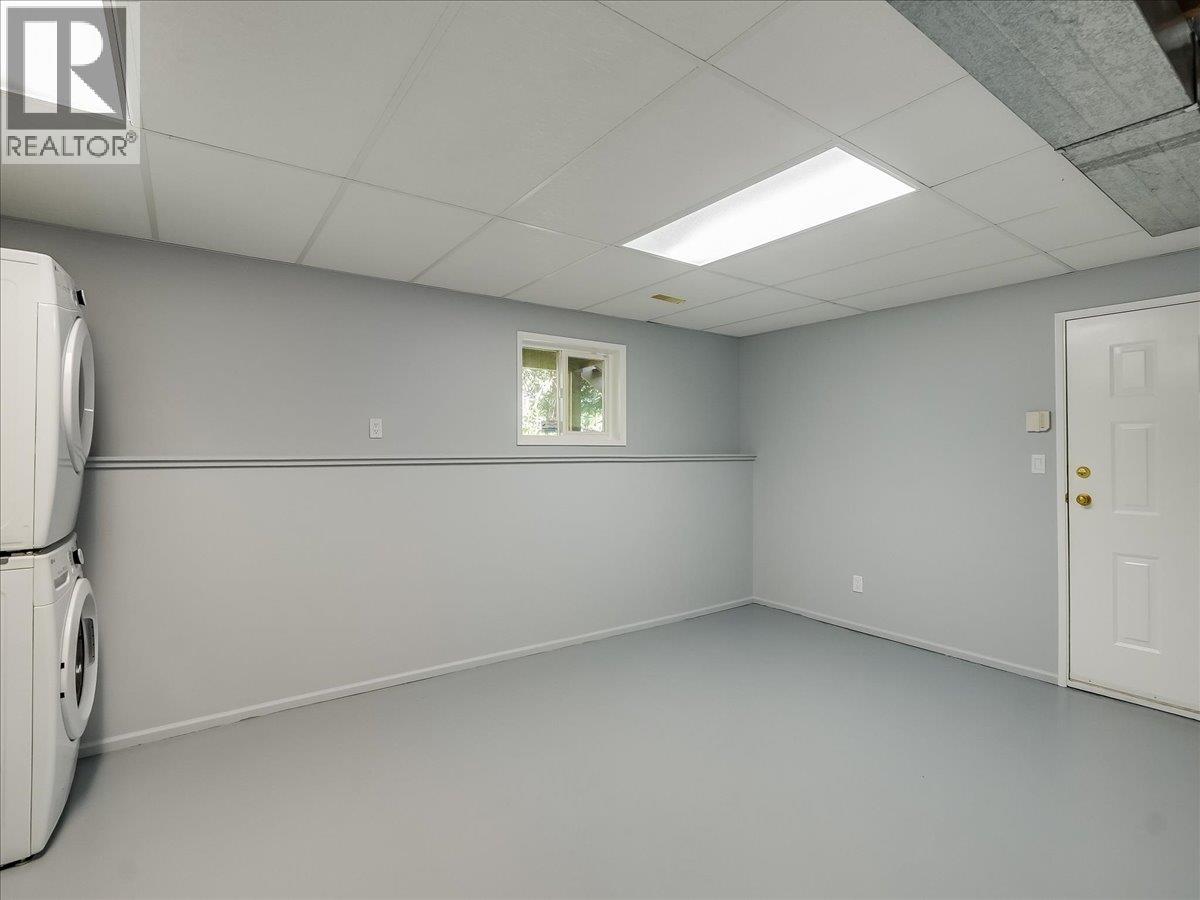 324 Richards Street W, Nelson, British Columbia  V1L 6E8 - Photo 41 - 10399273
