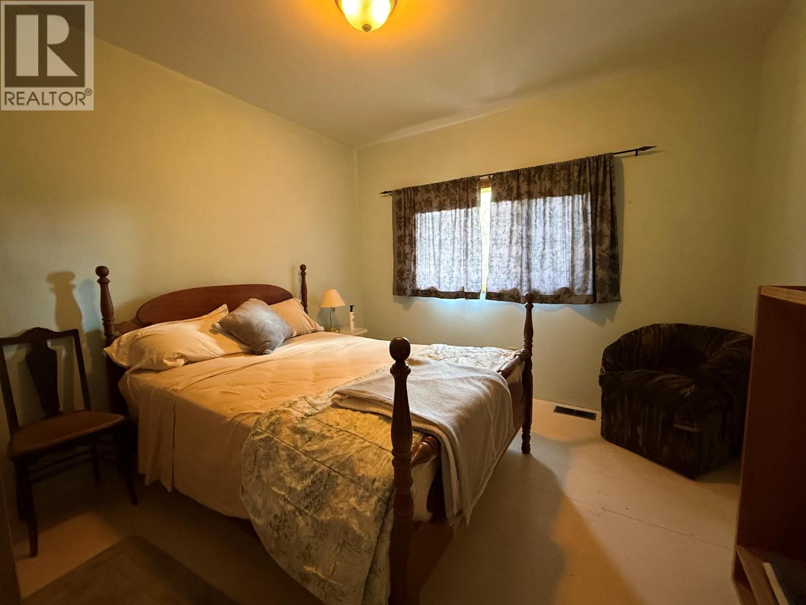 3360 Yellowhead Highway, Clearwater, British Columbia  V0E 3A0 - Photo 11 - 10399339