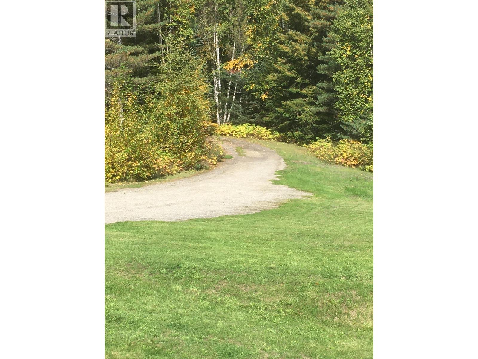 3360 Yellowhead Highway, Clearwater, British Columbia  V0E 3A0 - Photo 18 - 10399339