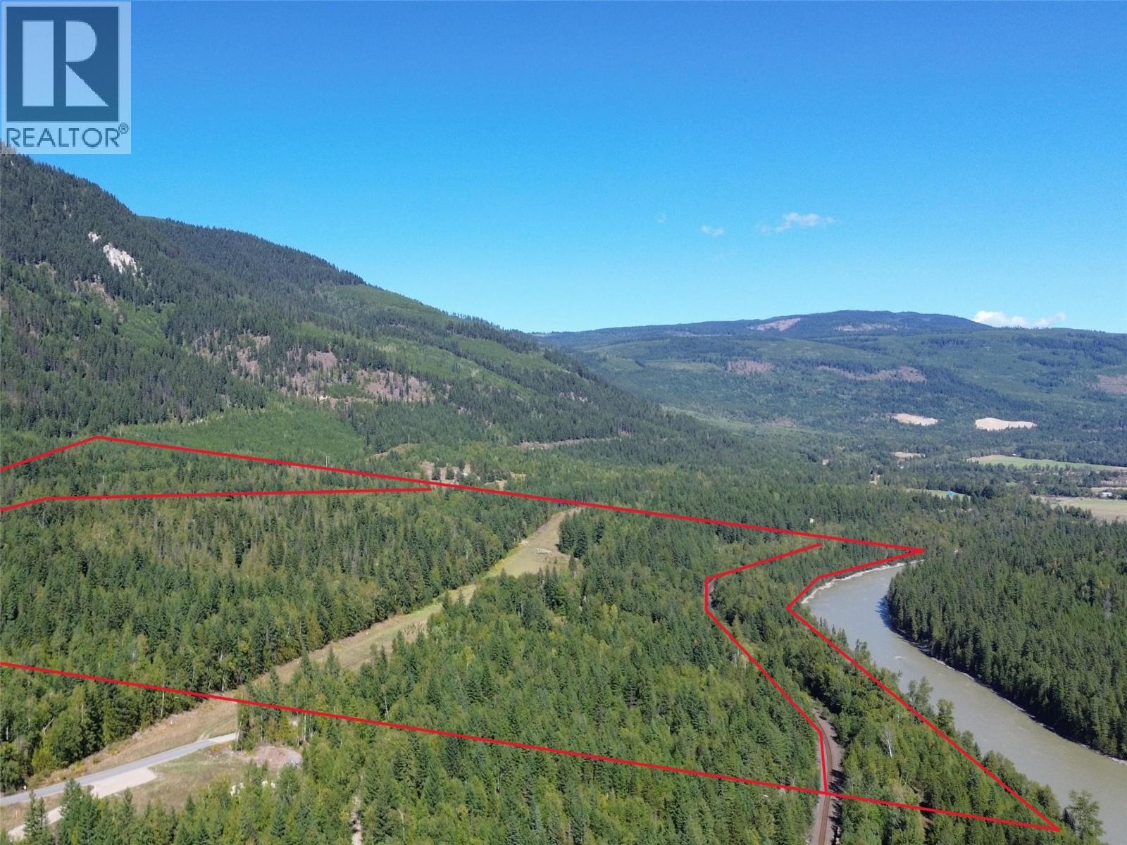 3360 Yellowhead Highway, Clearwater, British Columbia  V0E 3A0 - Photo 37 - 10399339