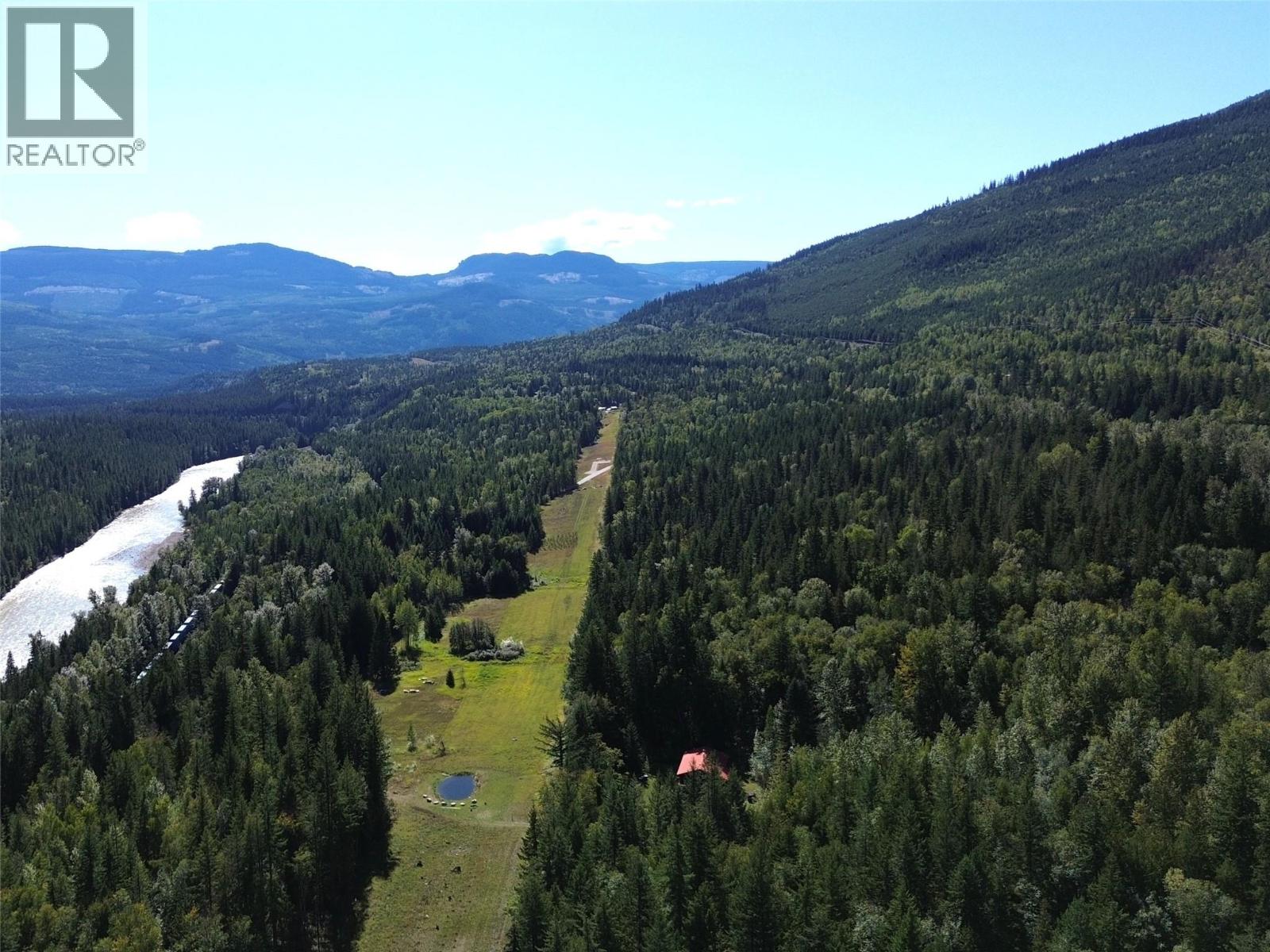 3360 Yellowhead Highway, Clearwater, British Columbia  V0E 3A0 - Photo 43 - 10399339