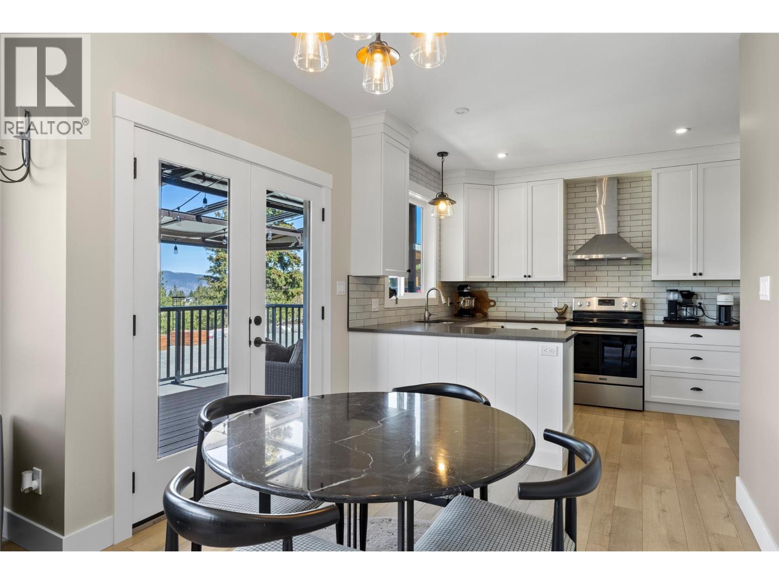 111 Veale Road, Merritt, British Columbia  V1K 1B8 - Photo 11 - 10399375