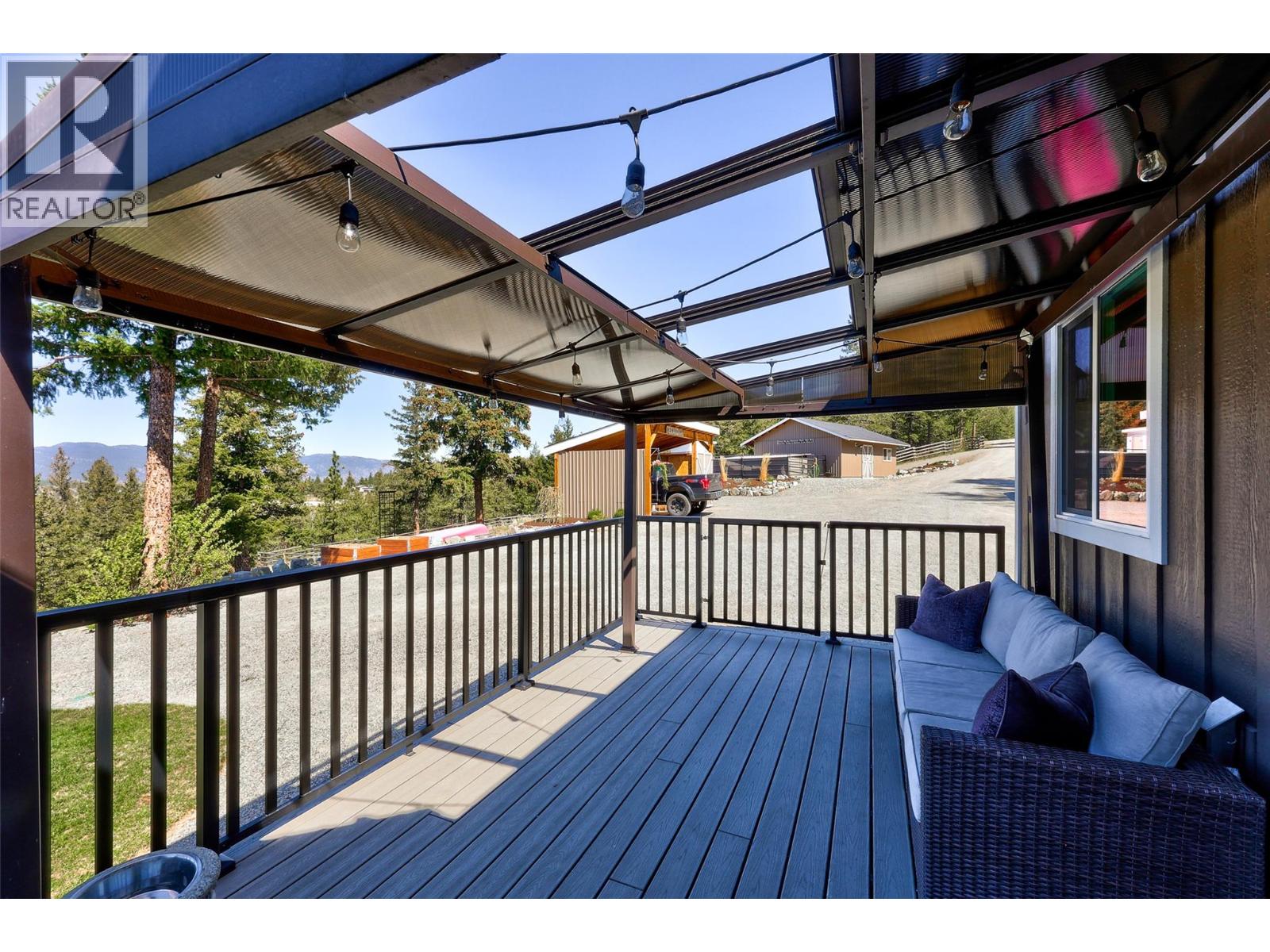 111 Veale Road, Merritt, British Columbia  V1K 1B8 - Photo 8 - 10399375