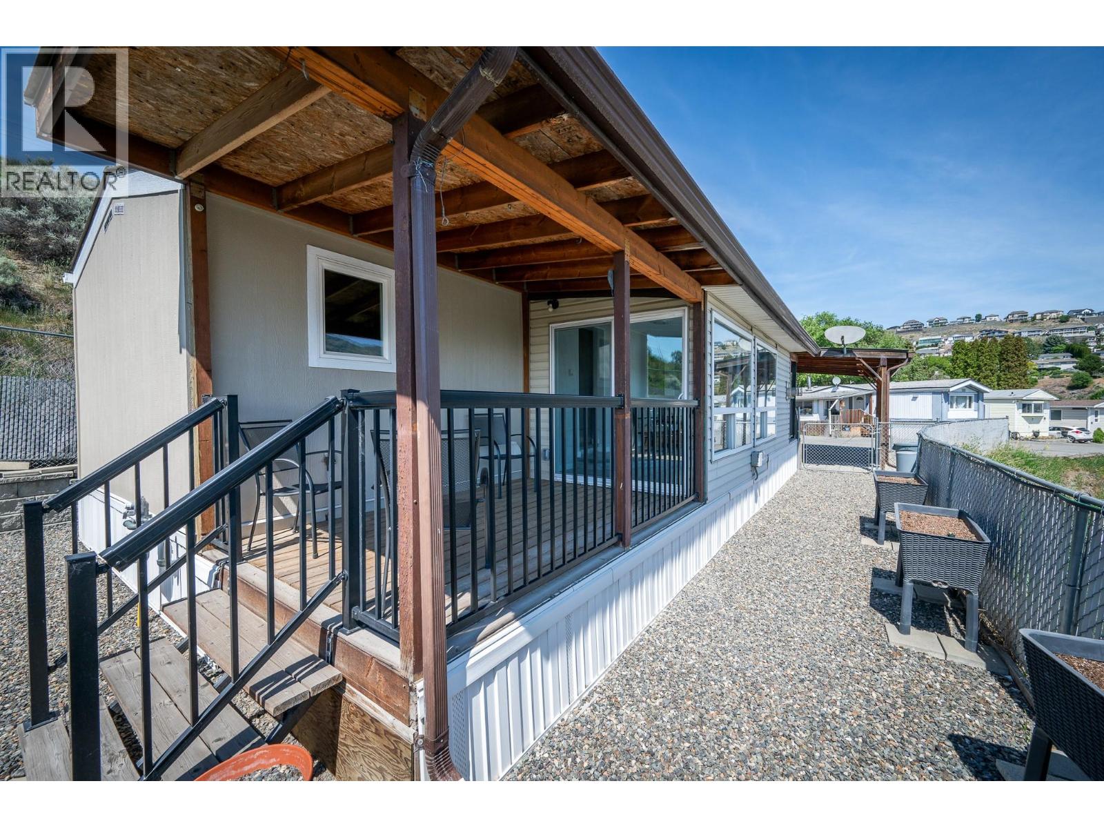 1680 Westsyde Road Unit# #35, Kamloops, British Columbia  V2B 7B6 - Photo 2 - 10399347