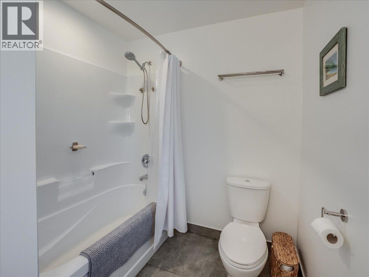 603 Delbruck Street, Nelson, British Columbia  V1L 5L8 - Photo 17 - 10399033
