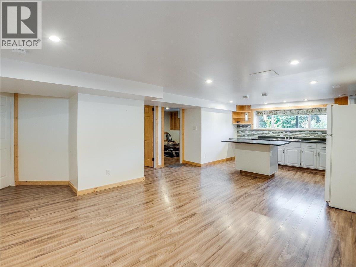 603 Delbruck Street, Nelson, British Columbia  V1L 5L8 - Photo 27 - 10399033