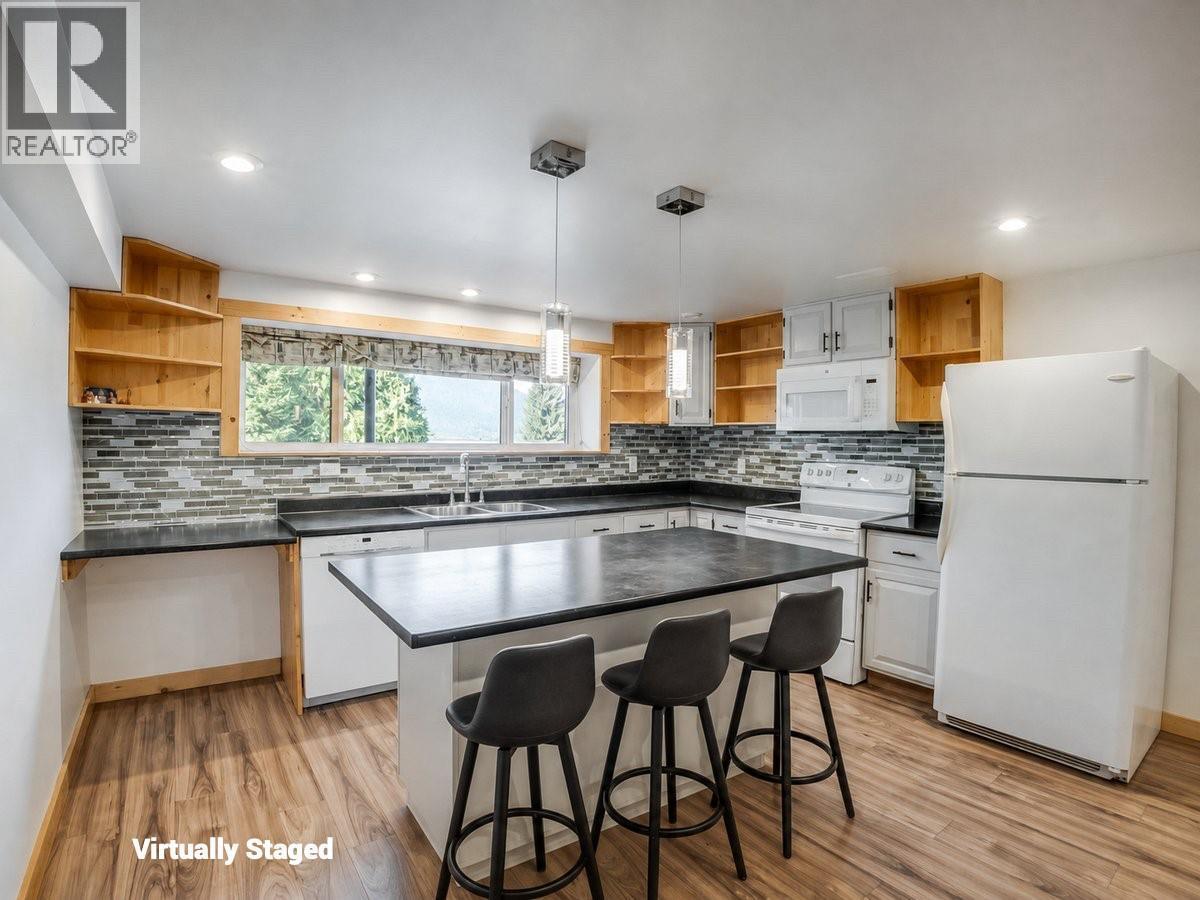 603 Delbruck Street, Nelson, British Columbia  V1L 5L8 - Photo 32 - 10399033