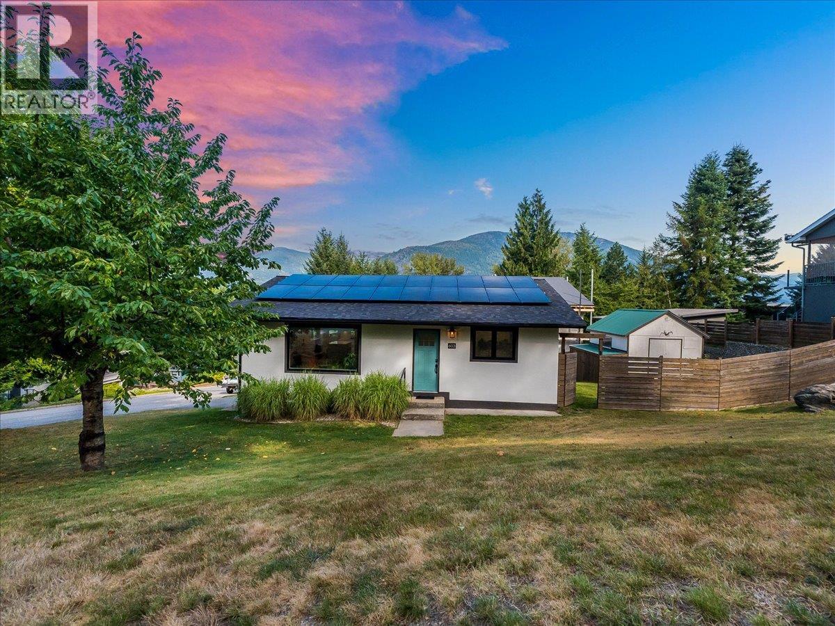 603 Delbruck Street, Nelson, British Columbia  V1L 5L8 - Photo 38 - 10399033