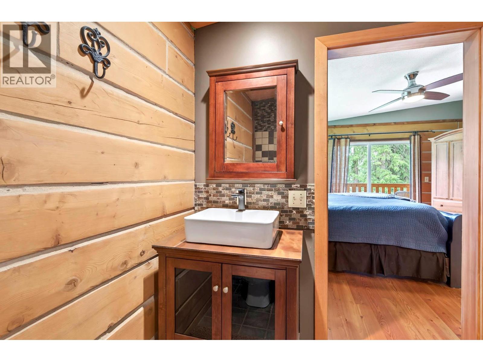 2496 Pye Road, Clearwater, British Columbia  V0E 3A0 - Photo 28 - 10399136