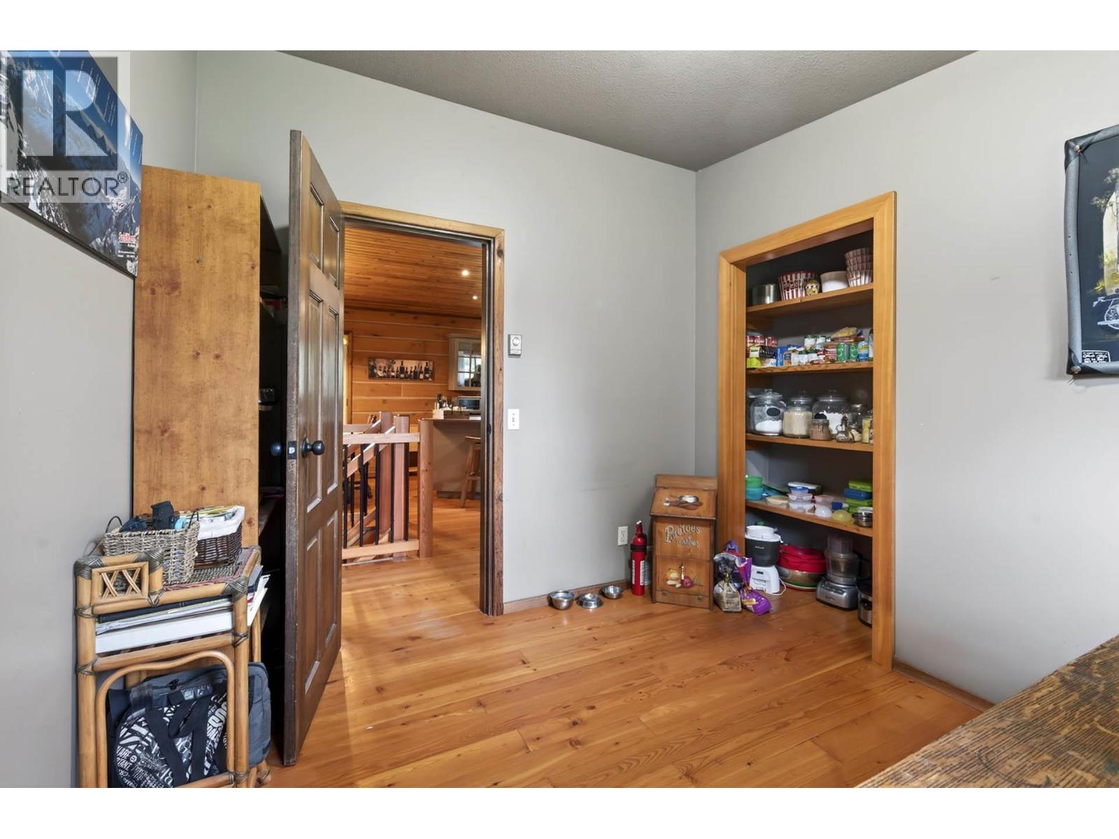 2496 Pye Road, Clearwater, British Columbia  V0E 3A0 - Photo 30 - 10399136