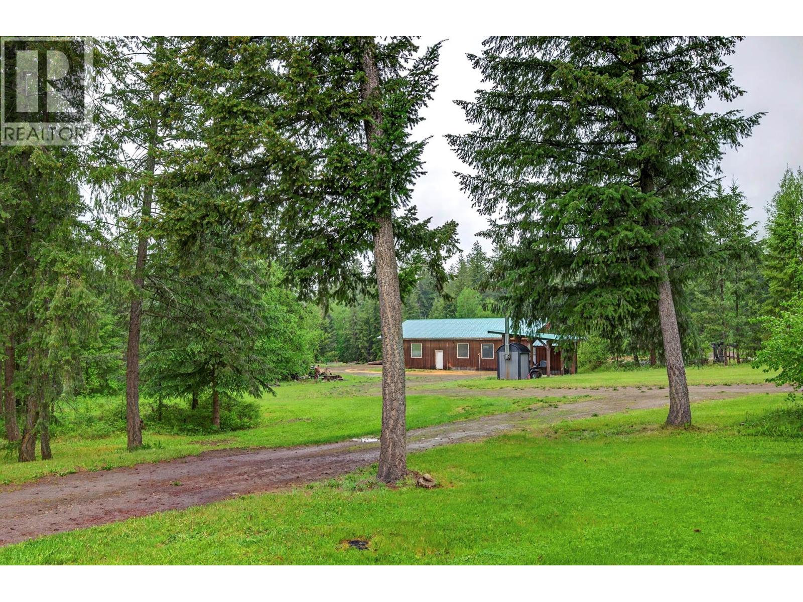 2496 Pye Road, Clearwater, British Columbia  V0E 3A0 - Photo 47 - 10399136