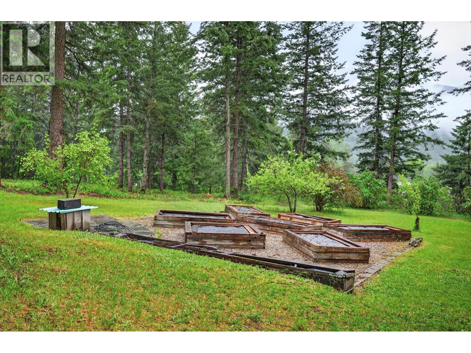 2496 Pye Road, Clearwater, British Columbia  V0E 3A0 - Photo 49 - 10399136