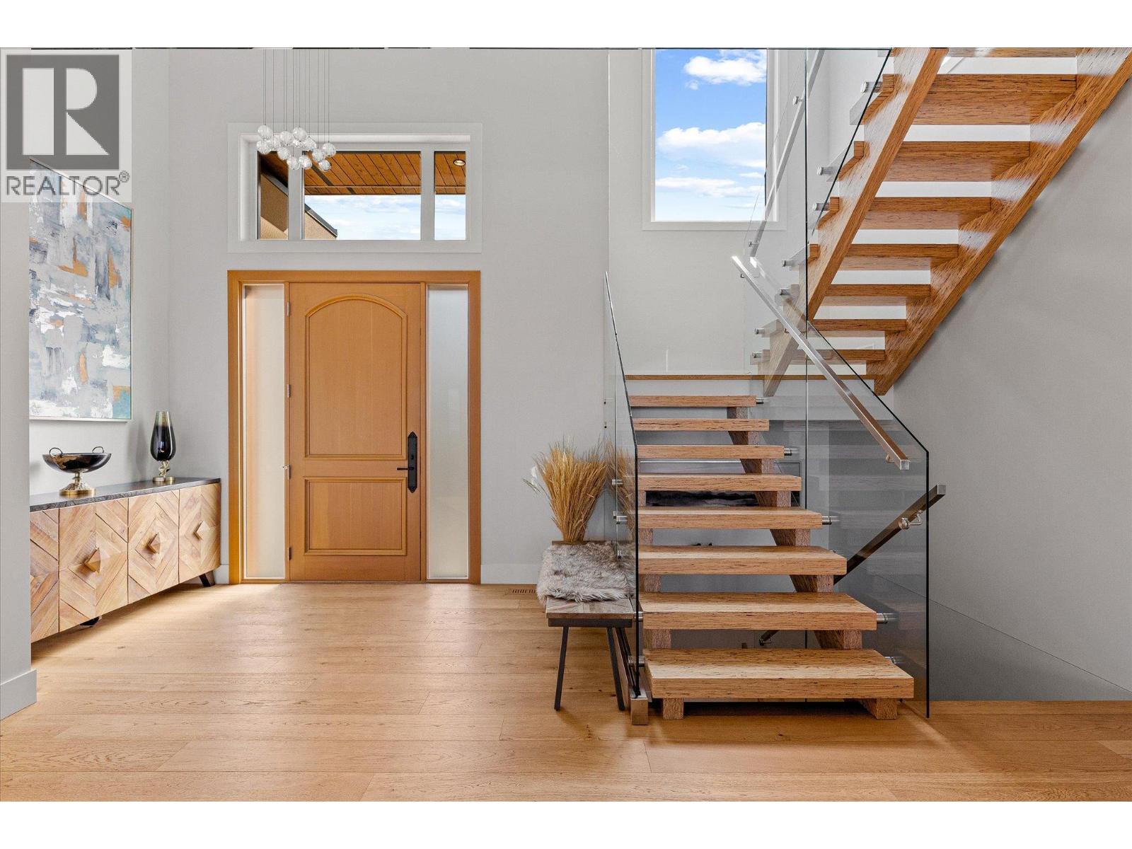 980 Ledgeview Court, Kelowna, British Columbia  V1W 5M6 - Photo 12 - 10399421