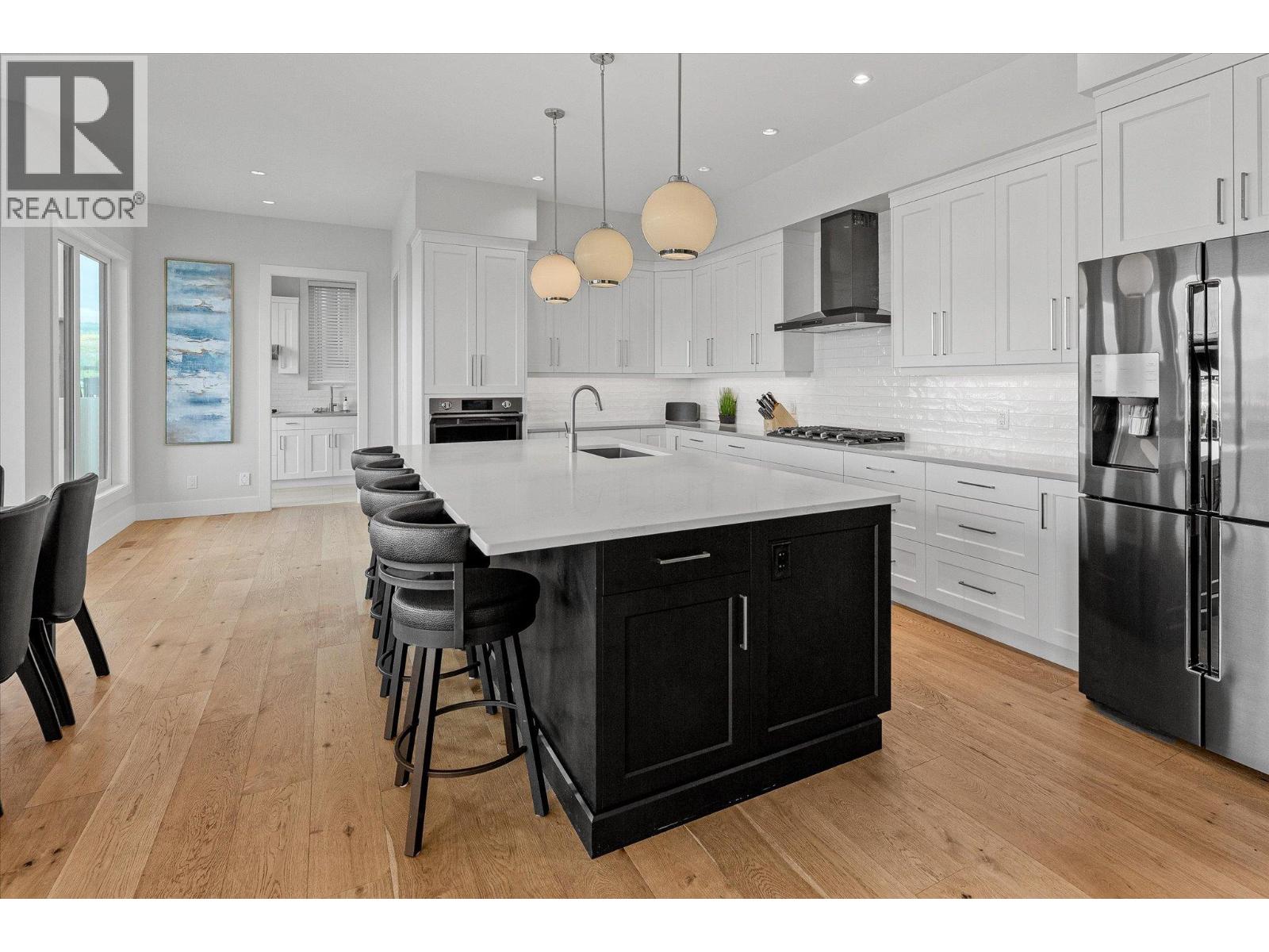980 Ledgeview Court, Kelowna, British Columbia  V1W 5M6 - Photo 7 - 10399421