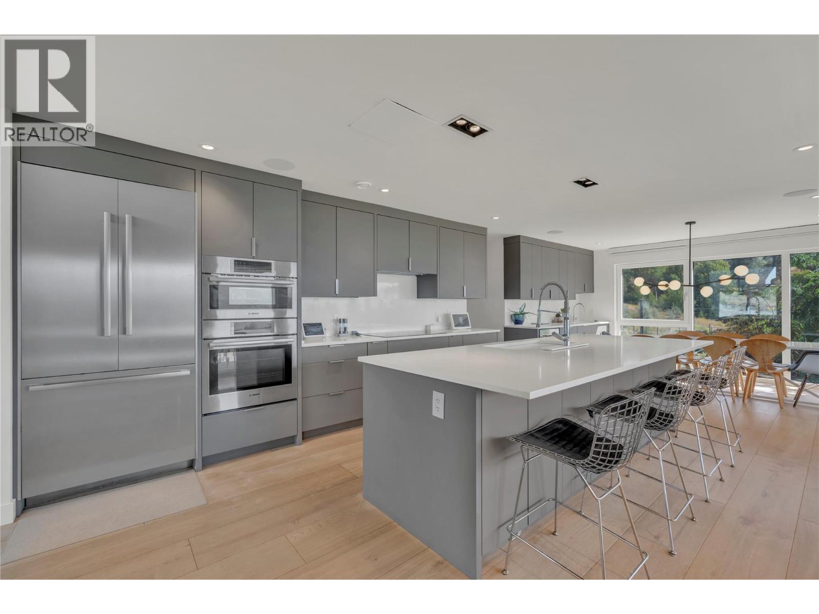 1053 Ohlhausen Road, Penticton, British Columbia  V2A 8T6 - Photo 6 - 10399181