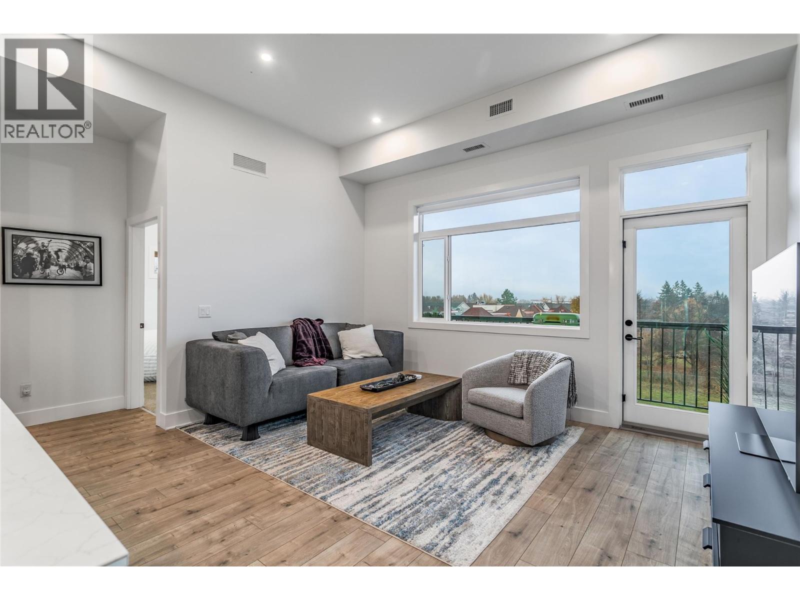 1220 Pacific Avenue Unit# 507, Kelowna, British Columbia  V1Y 5T7 - Photo 3 - 10399102